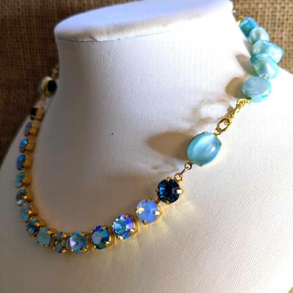 Baby Blue Aquamarine Crystal & Light Blue Pearls in Stunning GP Necklace - Picture 2 of 8